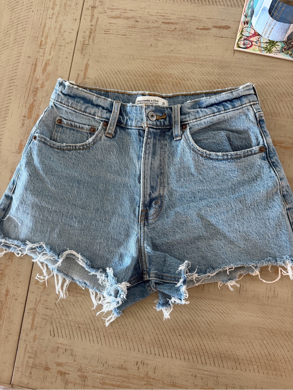 Abercrombie & Fitch High Waist 90s Relaxed Cutoff Shorts size 25 Curve Love